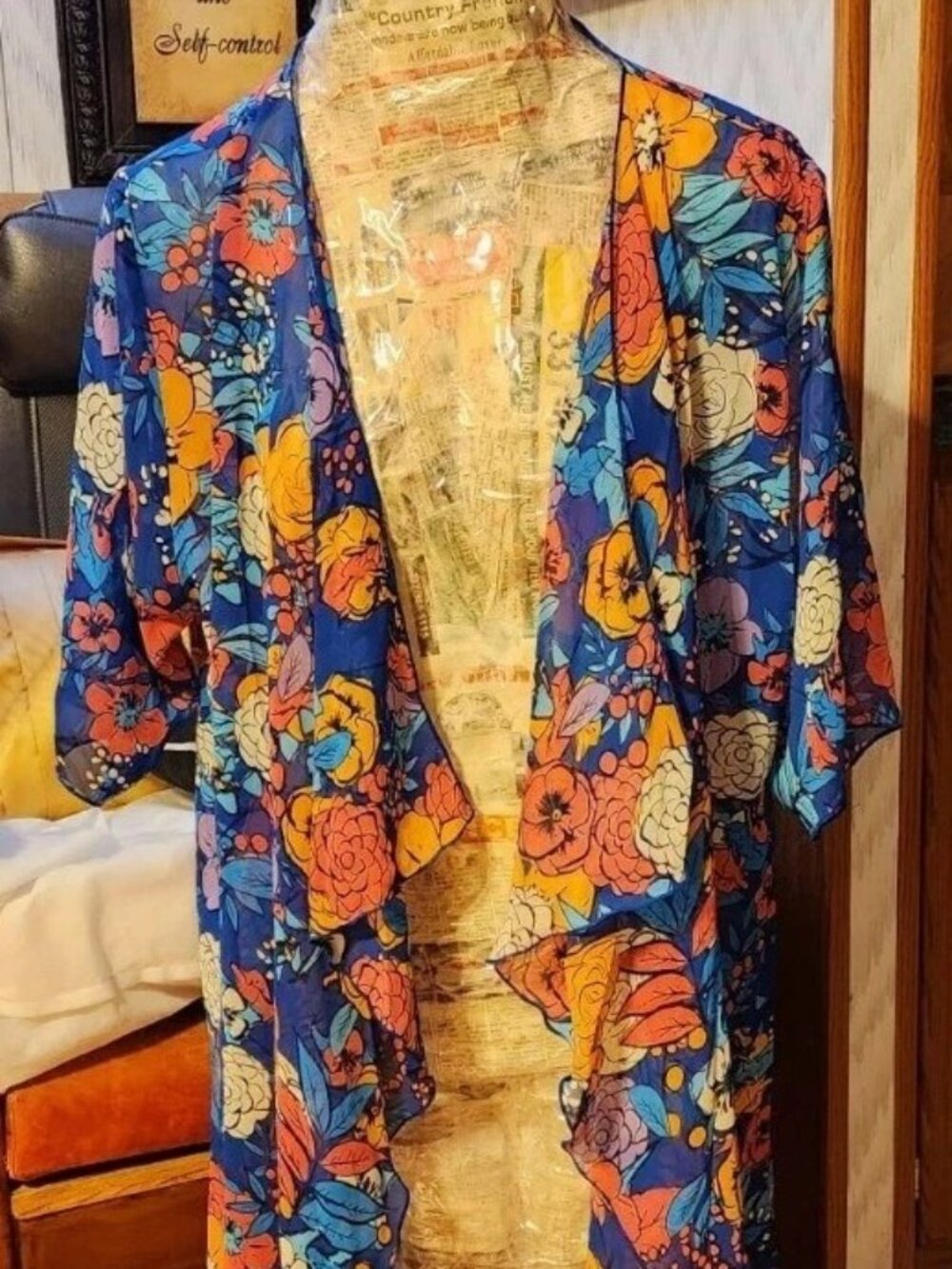 LuLaRoe Shirley Open Front Casual cover-up Dress kimono Cardigan Medium EUC